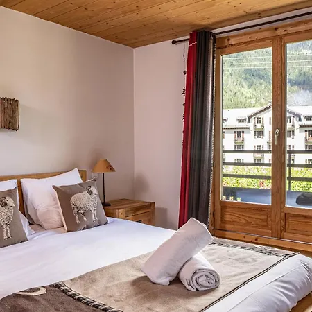 La Cachette - Mountain Style And Spacious 2-bed Apartman *