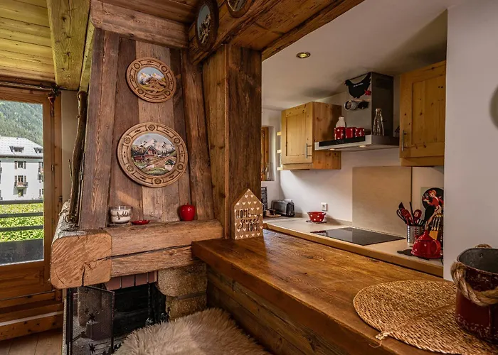 Апартаменти La Cachette - Mountain Style And Spacious 2-bed