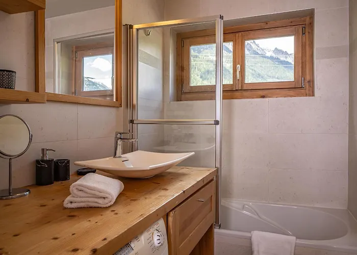 La Cachette - Mountain Style And Spacious 2-bed Апартаменти